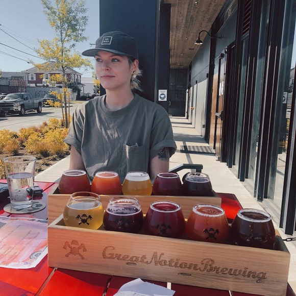 Meet your Posher, Alicia - Picture 5 of 5